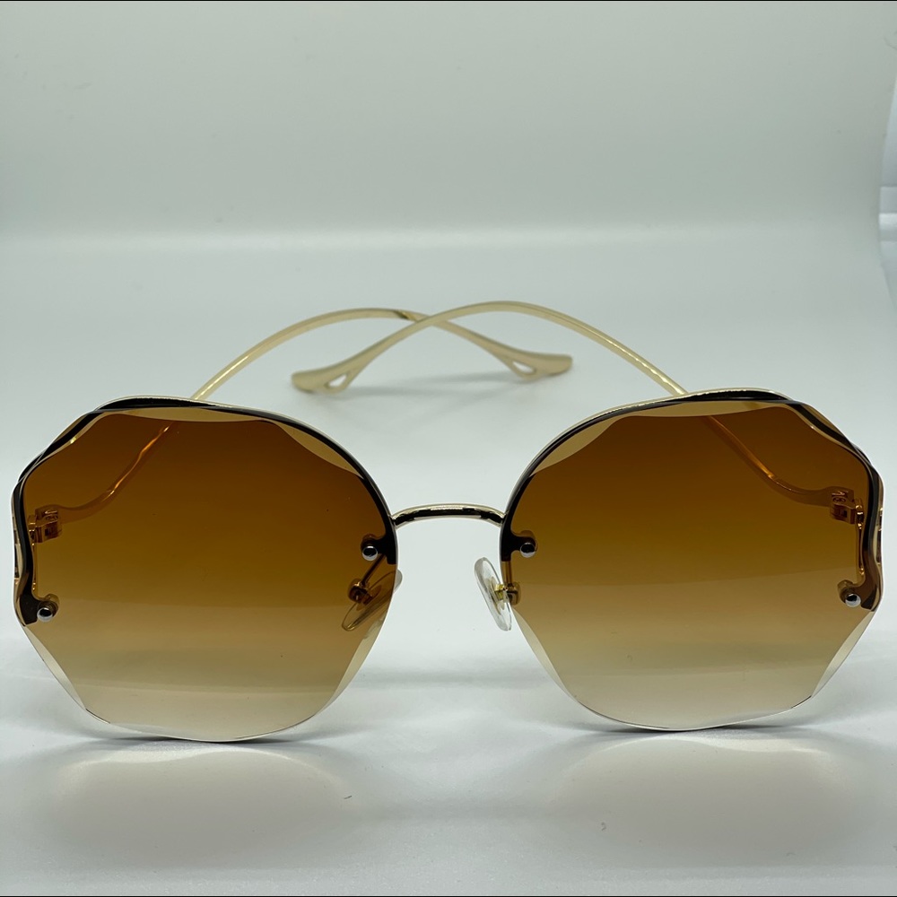 New! Women sunglasses.